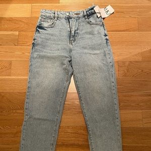 Zara Mom Slim Fit Jeans
